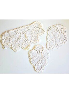 Vtg White Crochet Doilies Peacock Pattern Set Of 10 Handmade Decor 1980's Craft